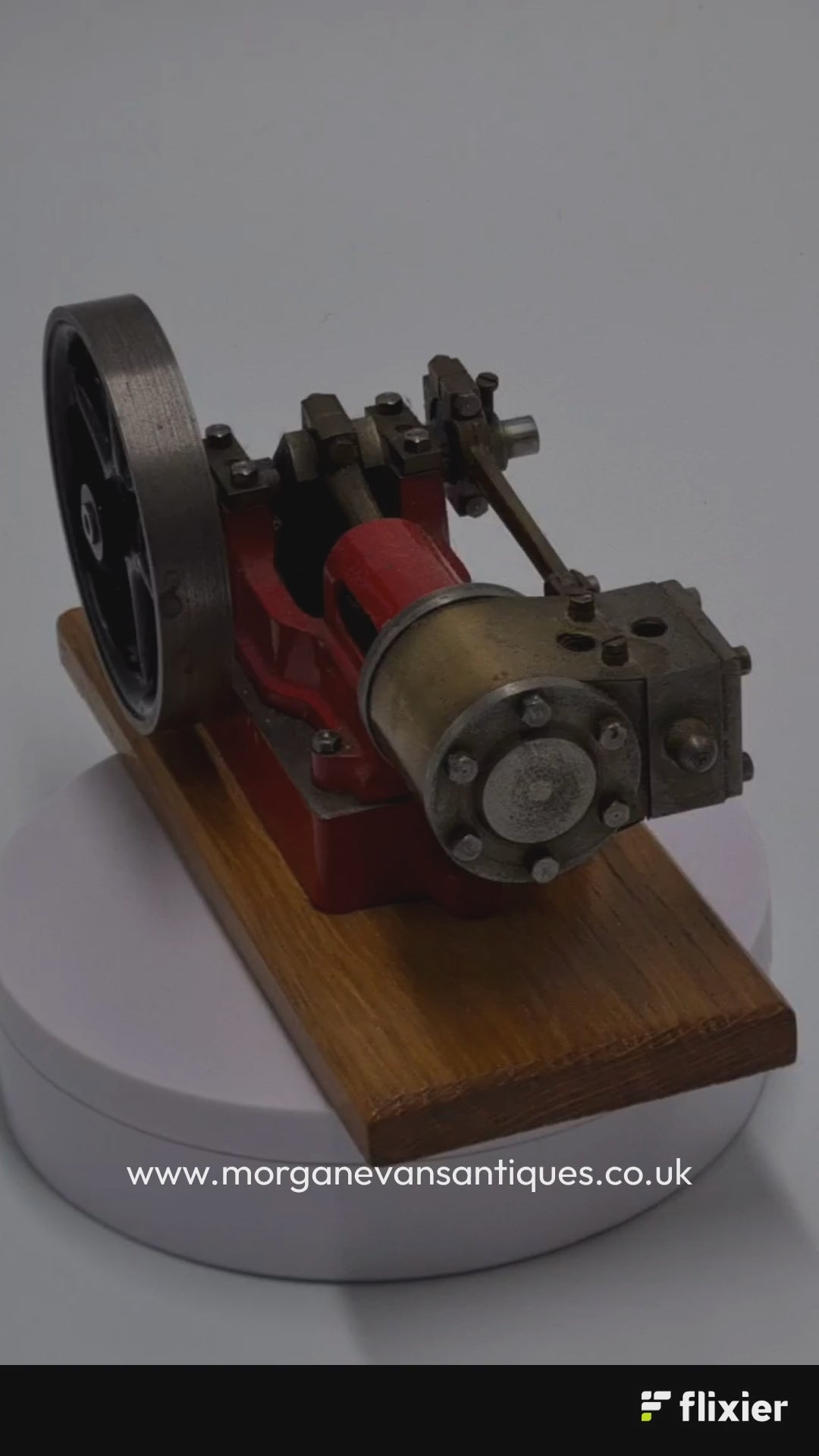 Model Steam Engine